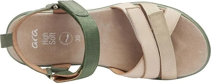 Ara Keilsandalen beige