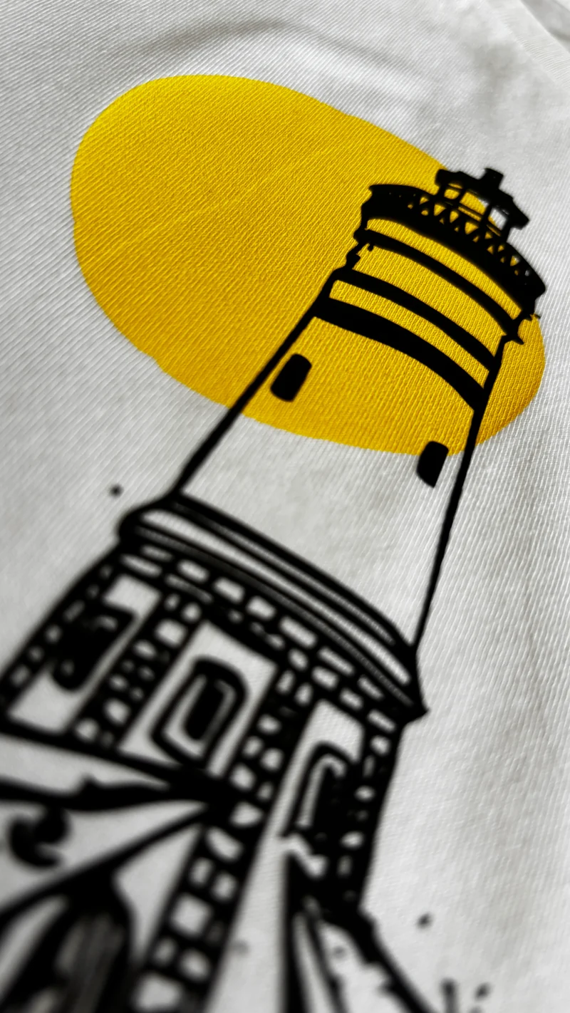 Papierhafen mit Sonne Rolled-Sleeve Damen T-Shirt