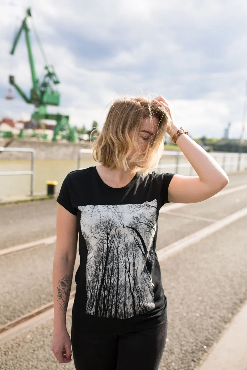 Forest Rolled-Sleeve Damen T-Shirt – Black