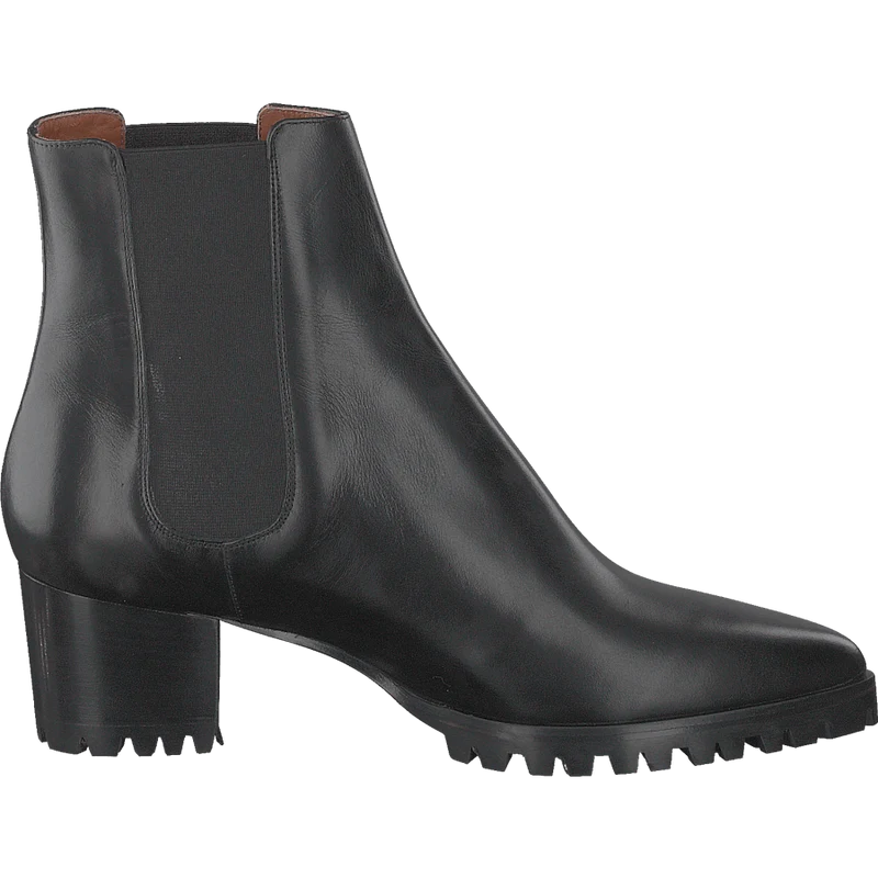 Sable Tractor Black