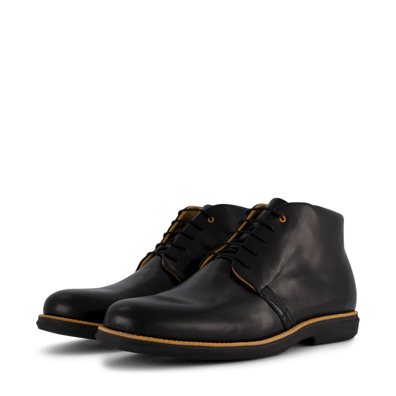 City Groove Chukka Jet Black