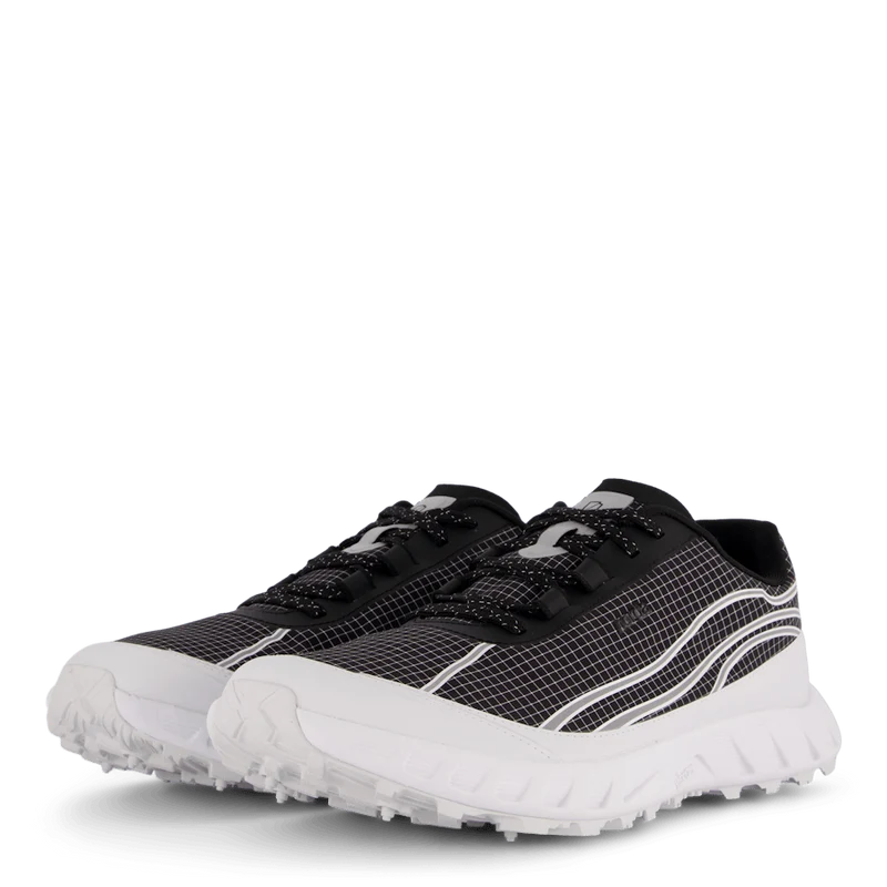 Norda 002 M Blk