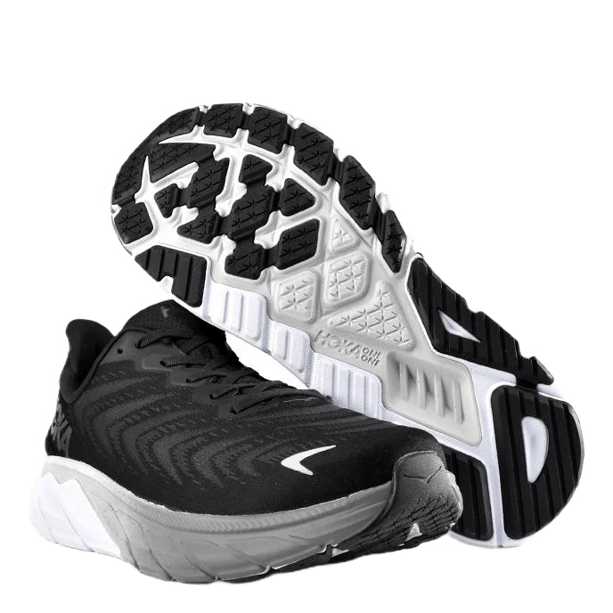 M Arahi 6 Wide Black / White