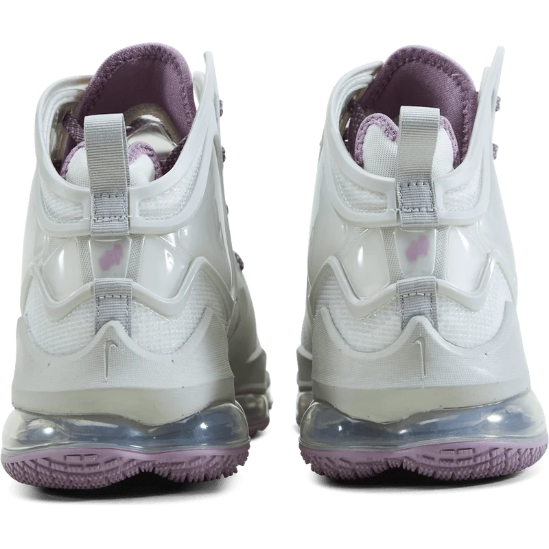 Nike LeBron XIX