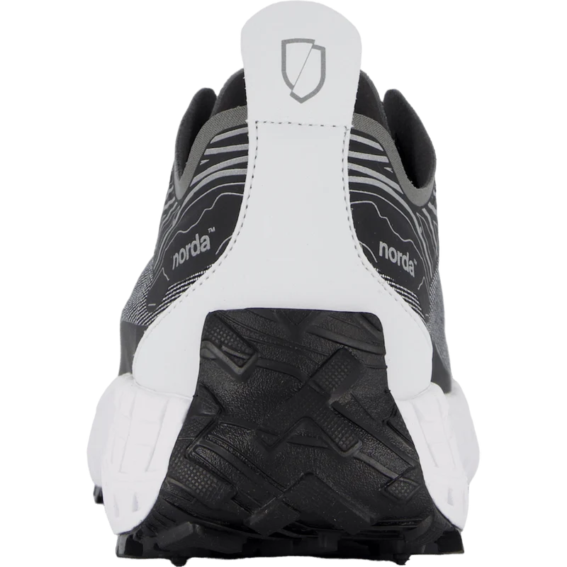 Norda N001 Black/white