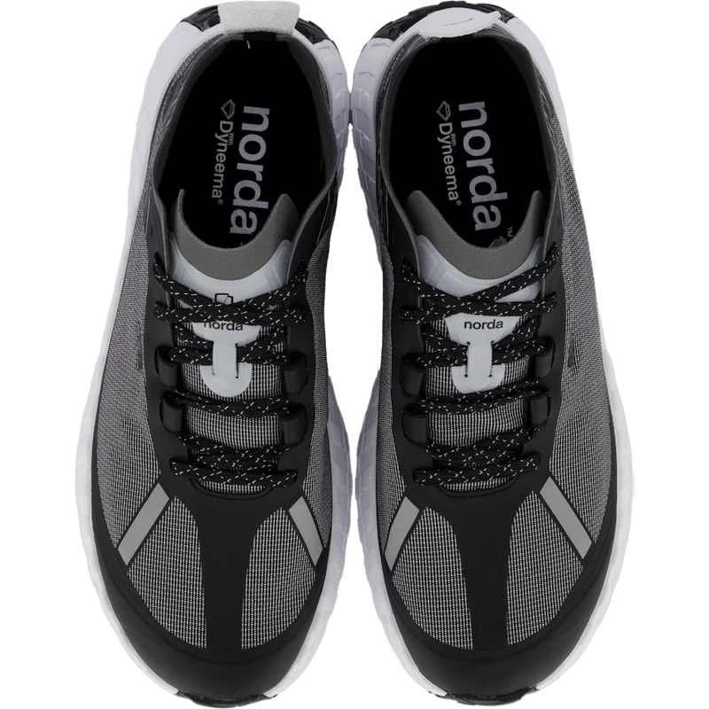 Norda N001 Black/white