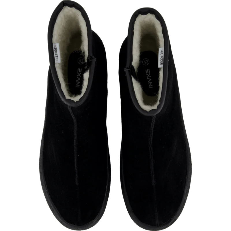 Lykke M Black