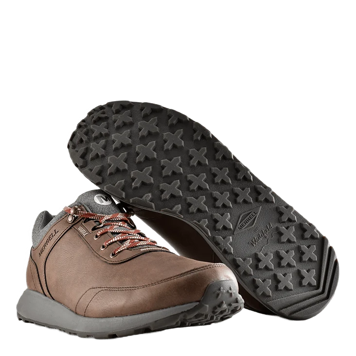 Capron Bracken