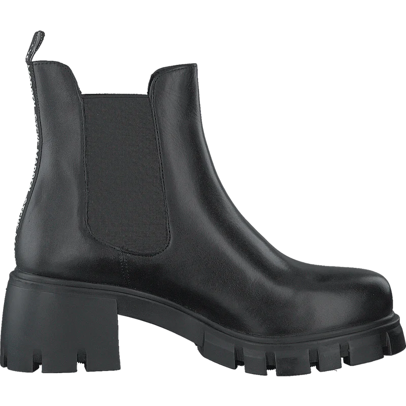 Forza Black Leather