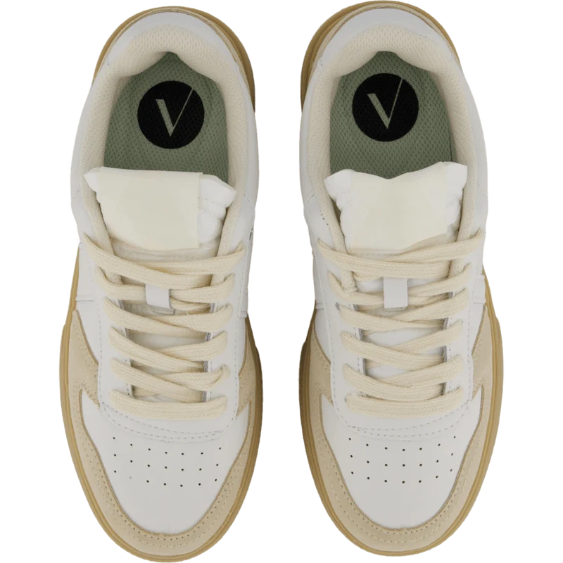 Uncover White Gum