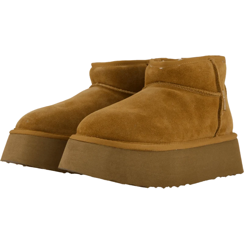 Campfire Bootie Tan Suede