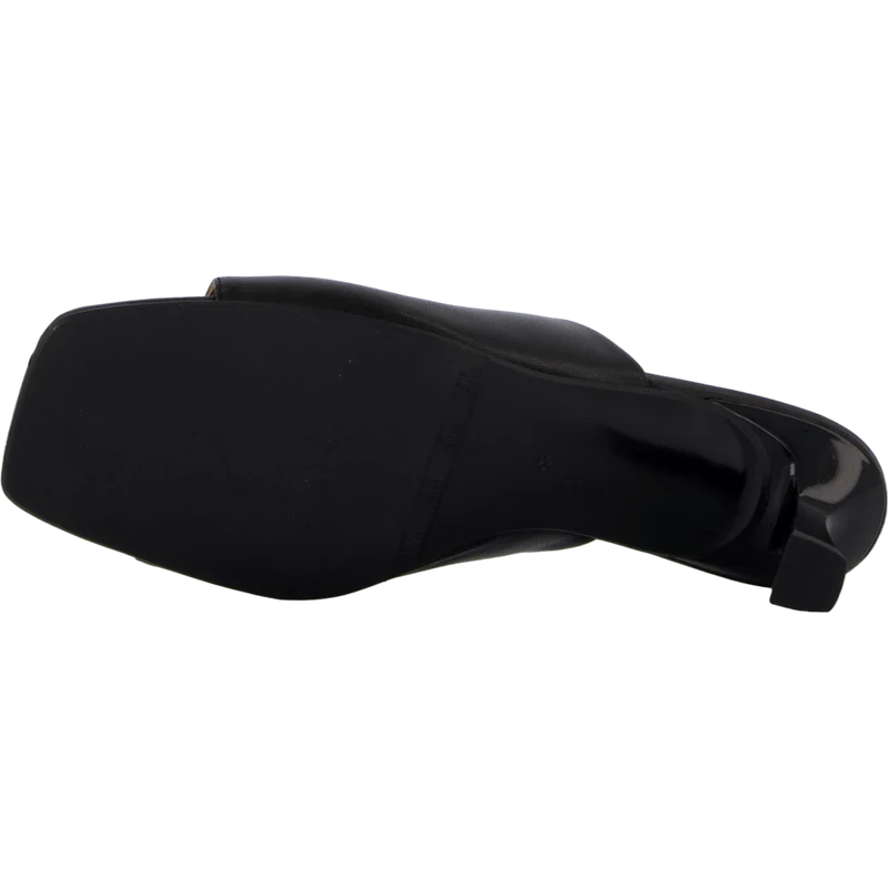 6122-70 Black Nappa 70