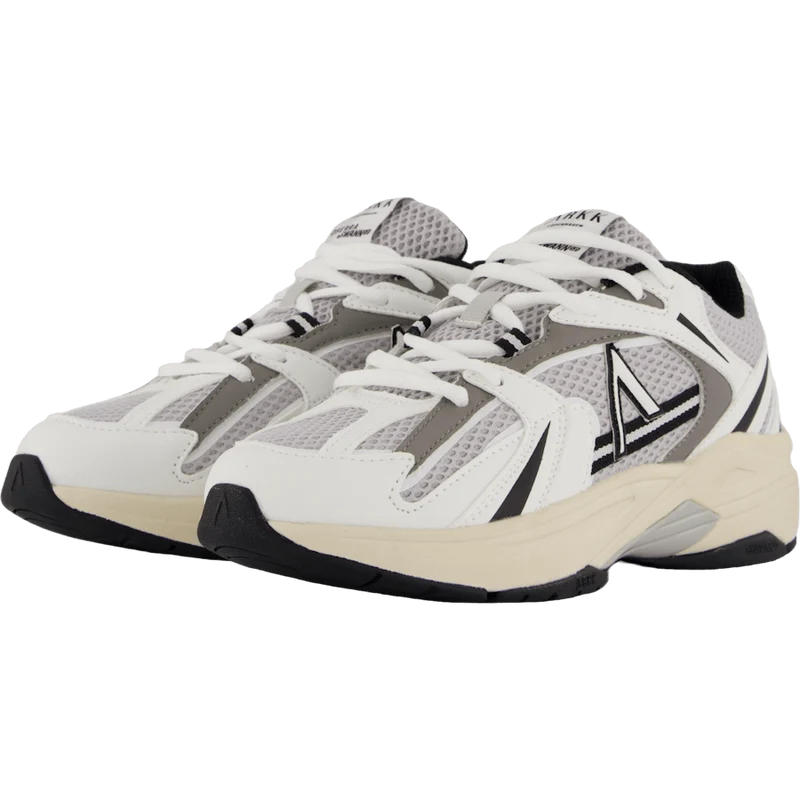 Oserra White Black