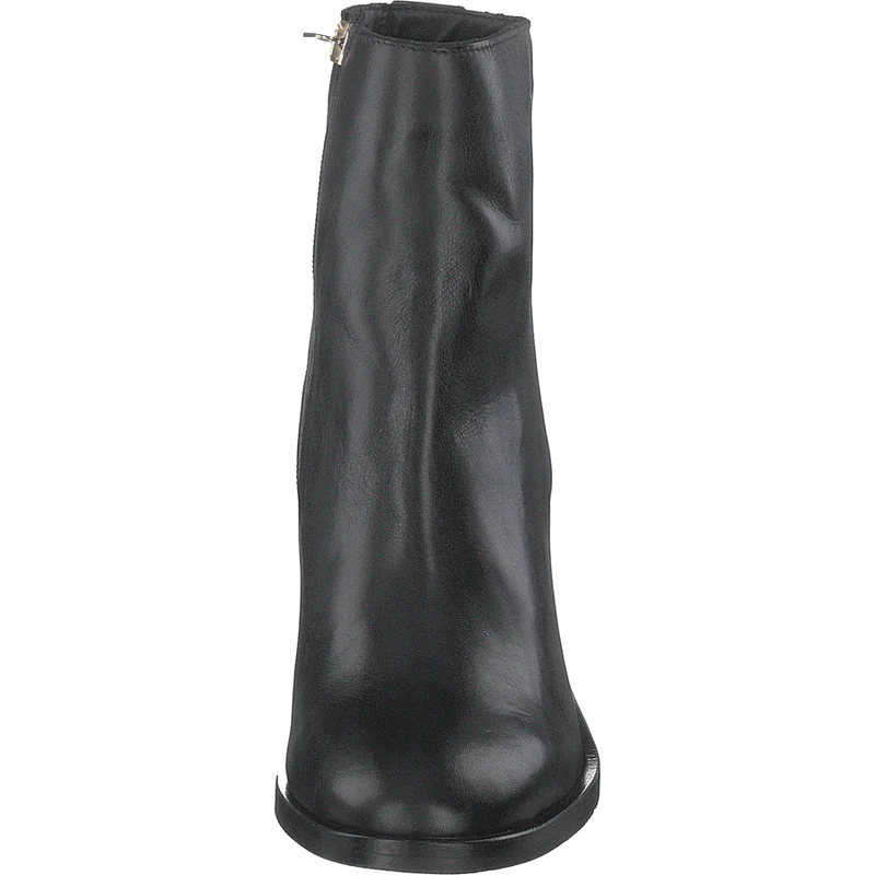 Mono Color Heeled Black
