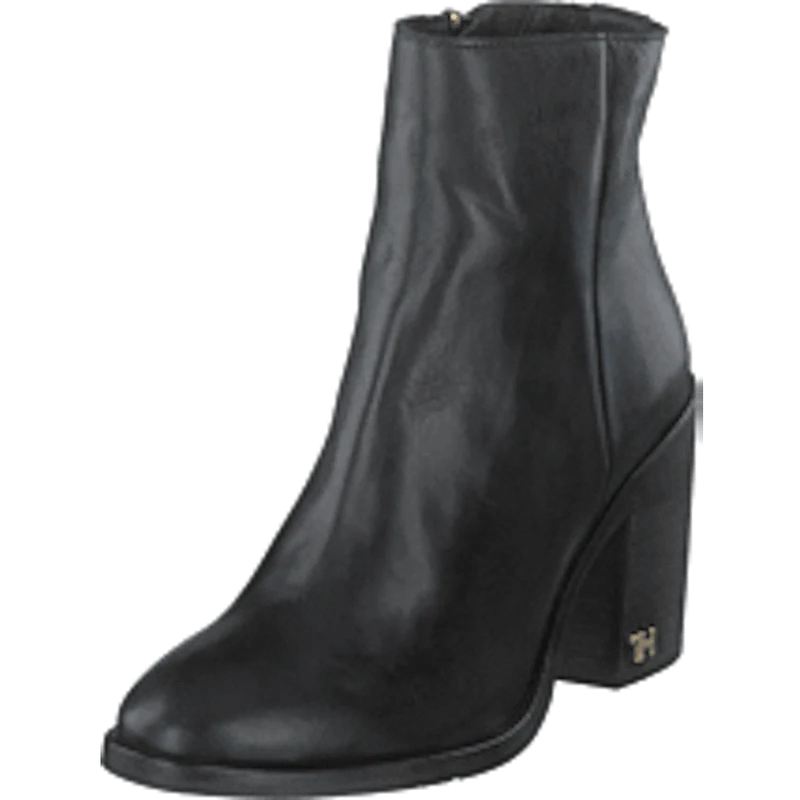 Mono Color Heeled Black