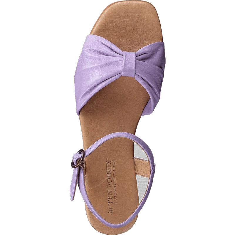 Madeleine Lilac