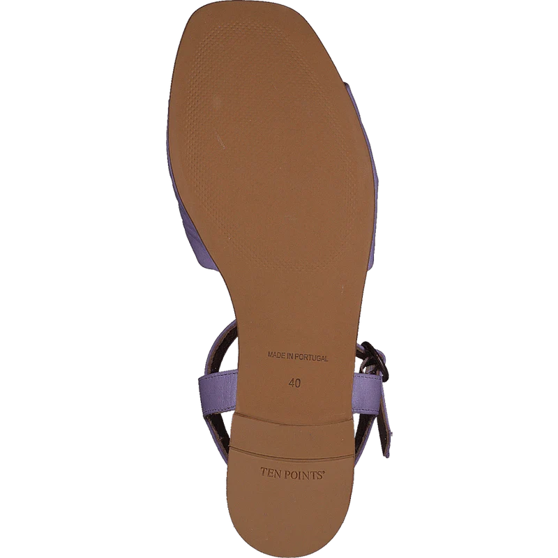 Madeleine Lilac