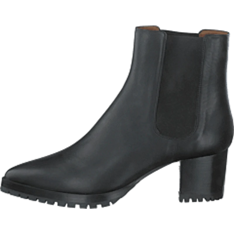 Sable Tractor Black