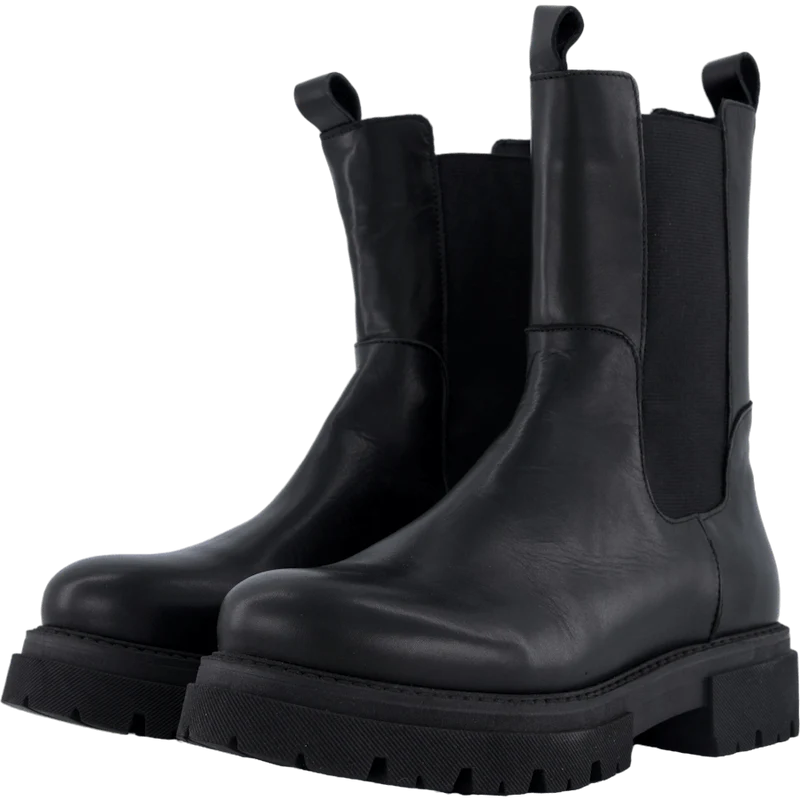 Prima Vaca Alfa / Polido Black