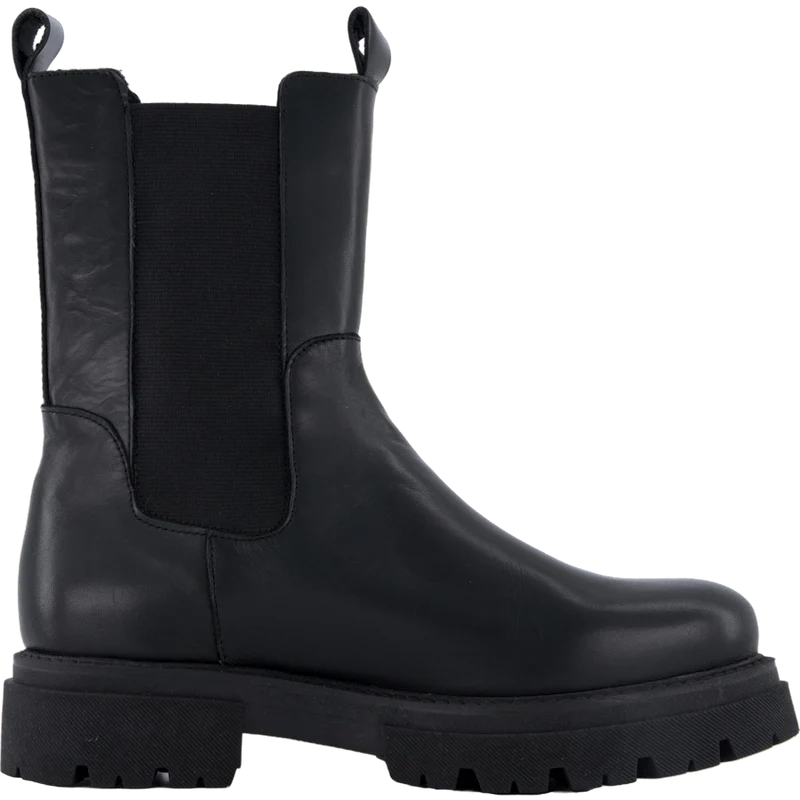 Prima Vaca Alfa / Polido Black