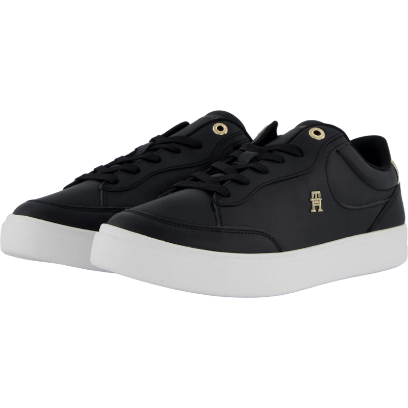 Essential Chic Court Sneaker Black