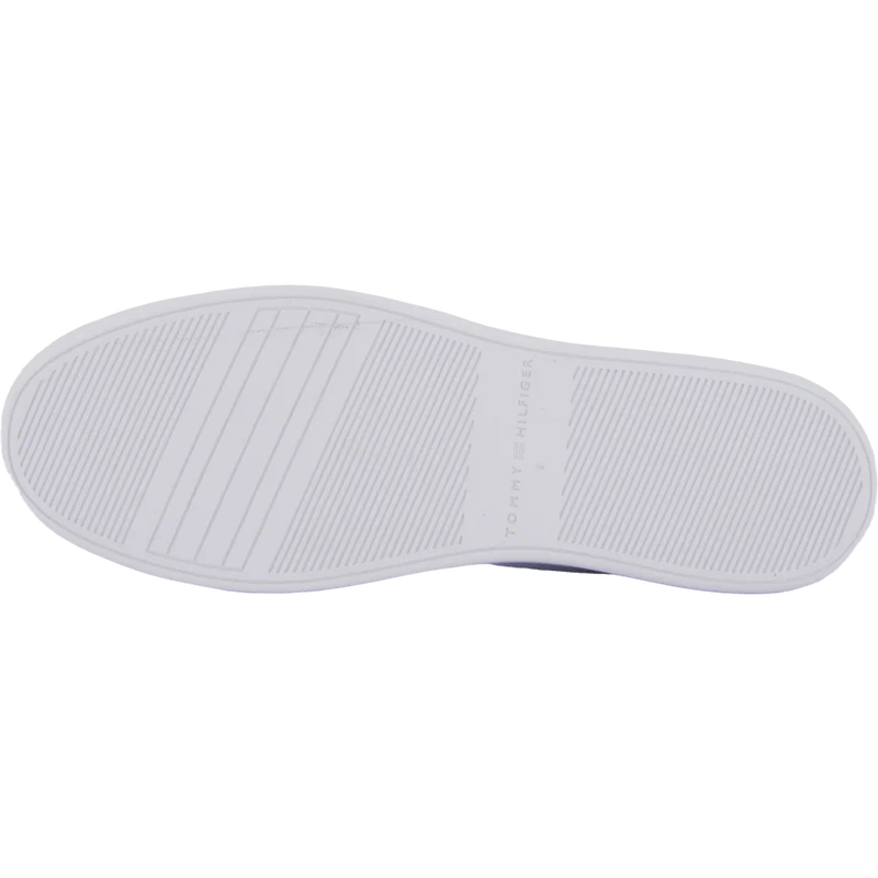 Essential Chic Court Sneaker White