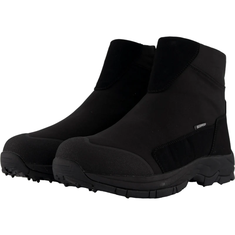Pinner M Studs Black