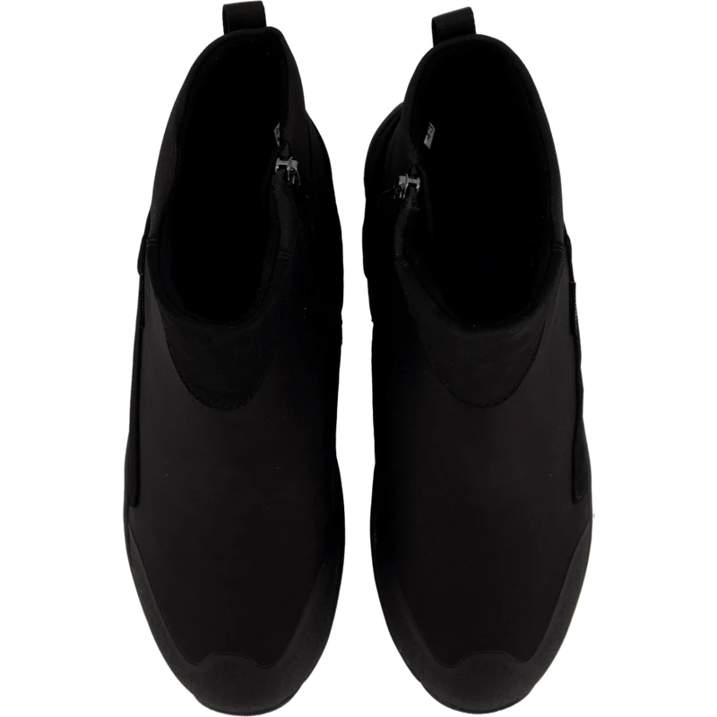 Pinner M Studs Black