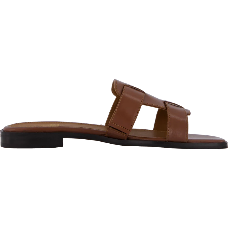 A8708 Cognac Nappa