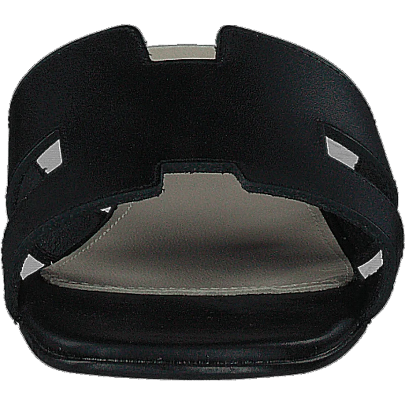 Claire Plain Black