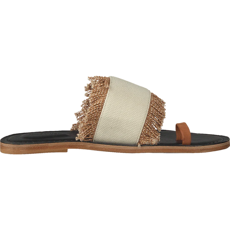 Kath Structure Off White