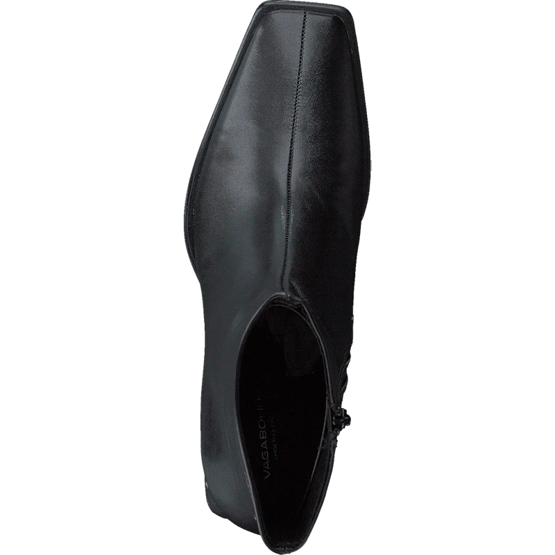 Hedda Black