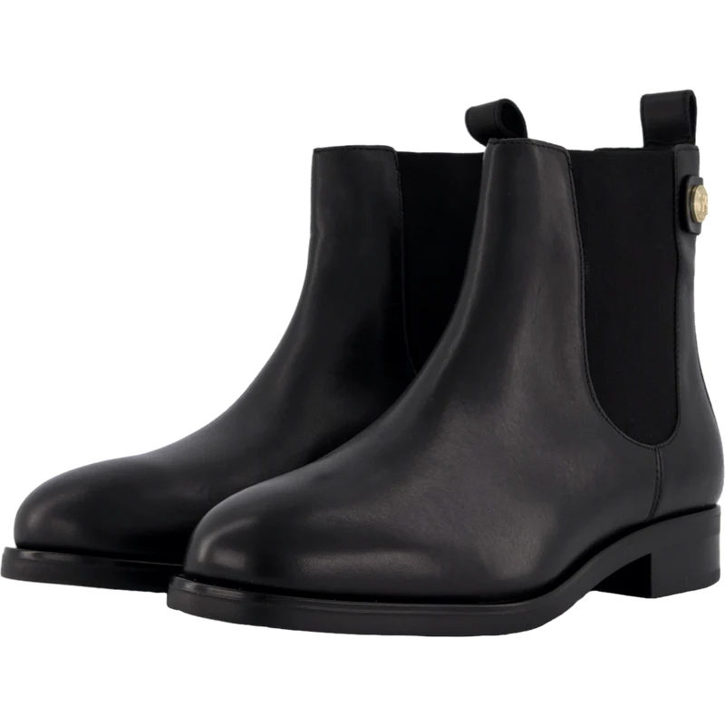 Th Stud Leather Low Chelsea Black