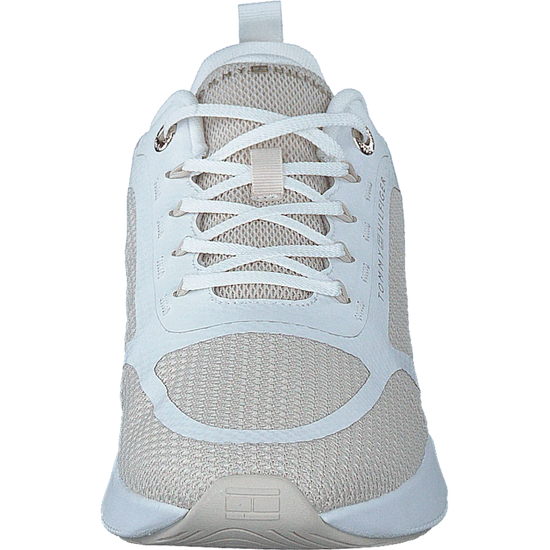 Active Mesh Trainer White