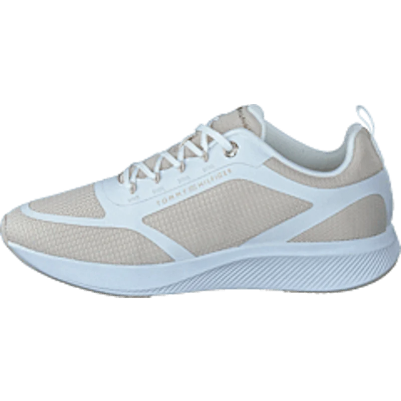 Active Mesh Trainer White