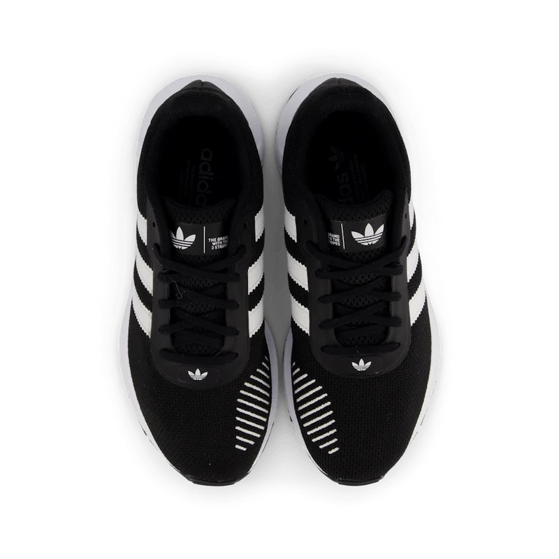 Swift Run Rf Core Black/ftwr White/core Bla