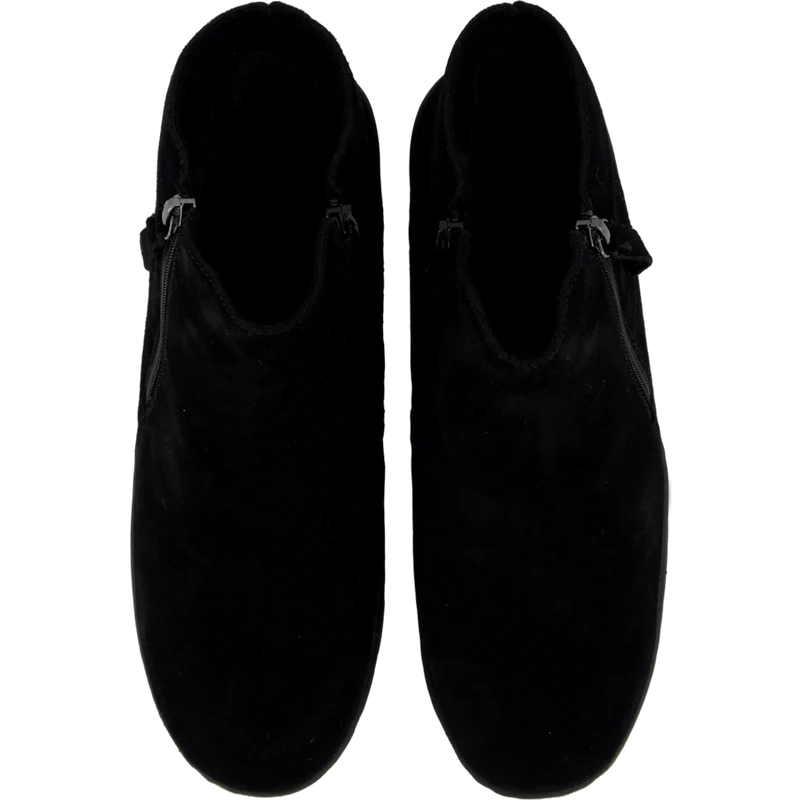 Cubitt Black