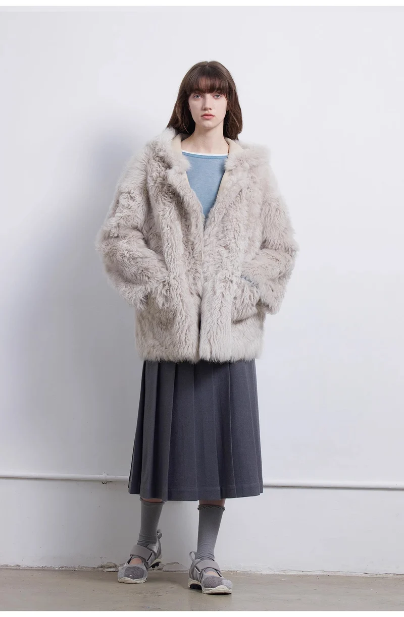 Clouds of smoke become rain Imported Tuscan hooded sheepskin