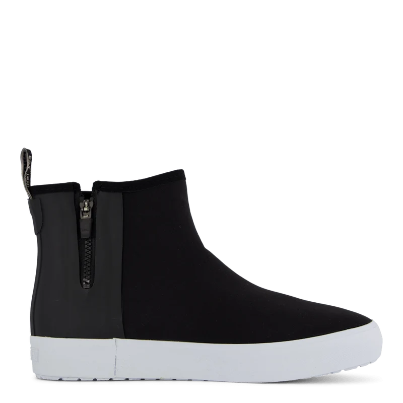 Alto Hybrid Black