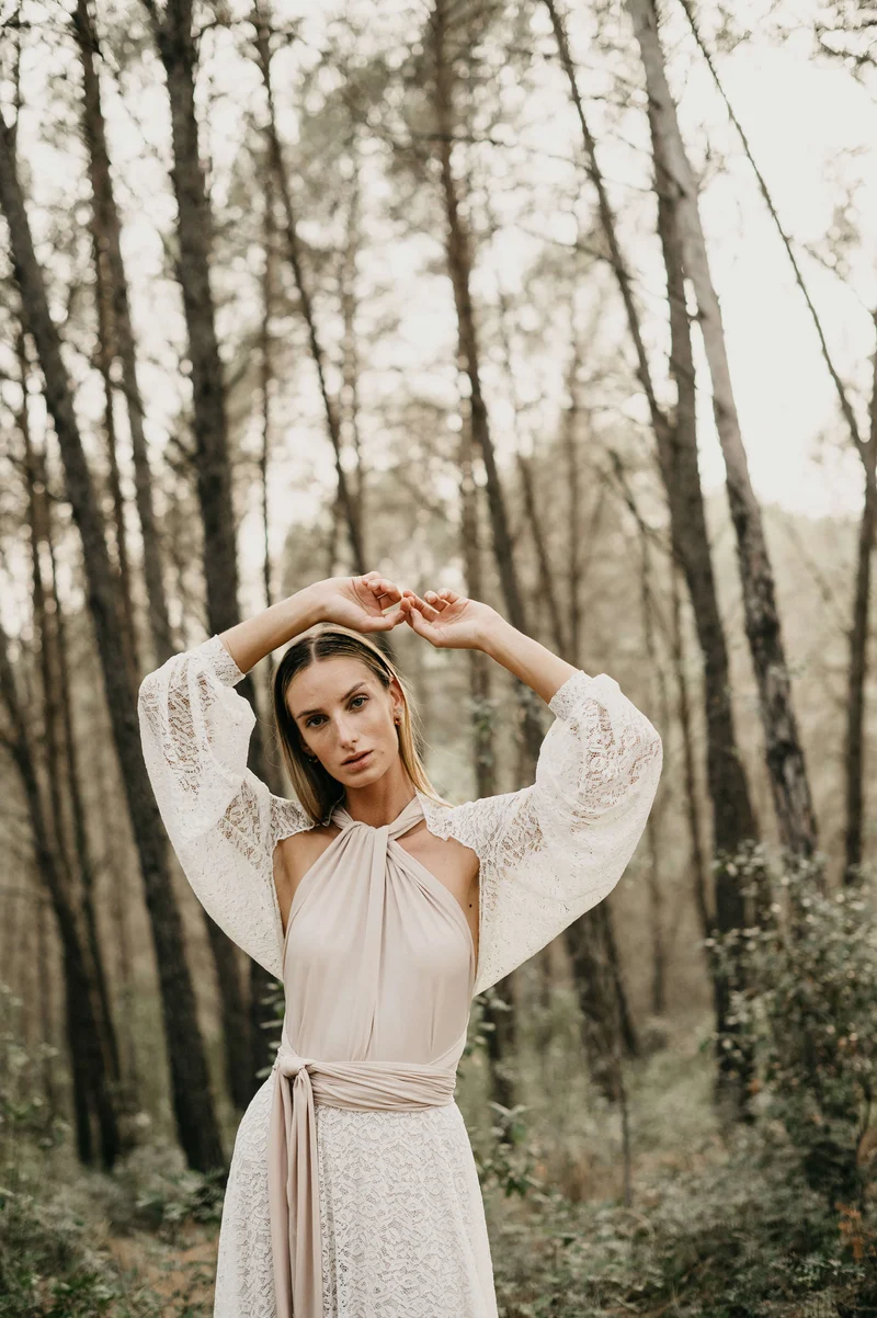 NEW LACE SLEEVES
