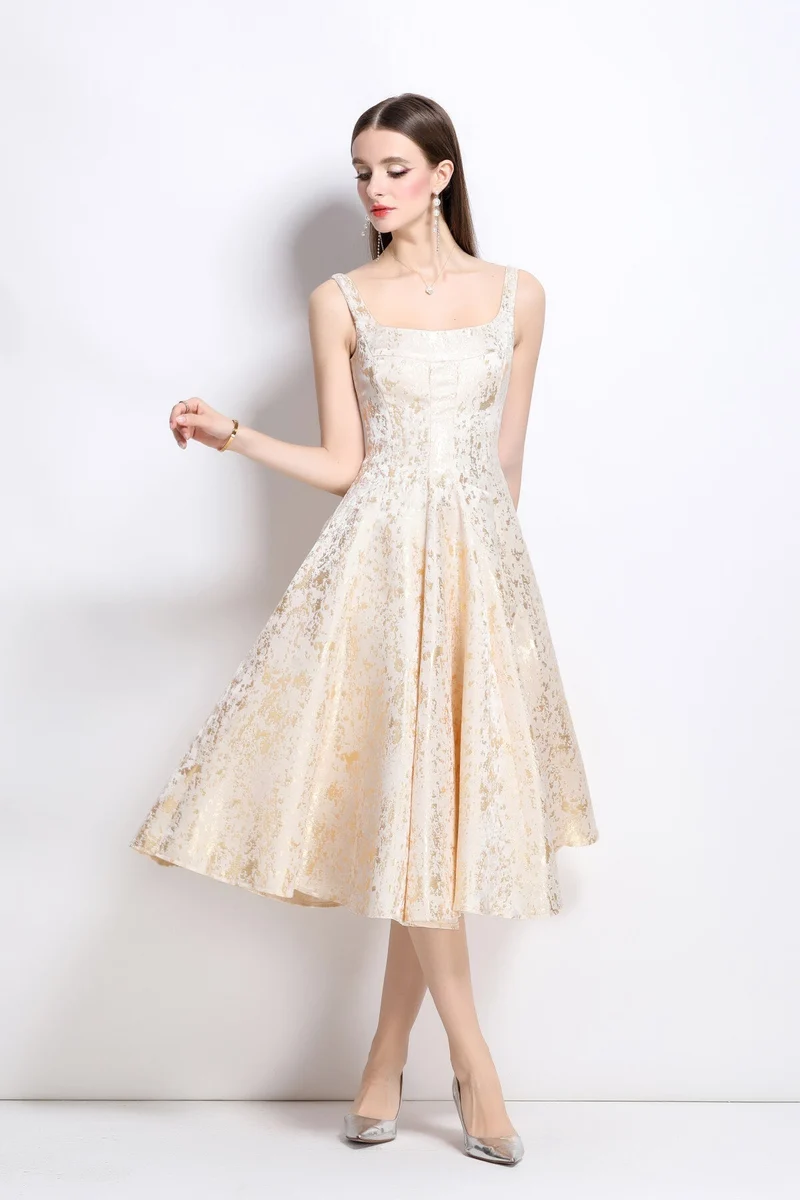 Paloma Slim Fit Jacquard Midi Dress