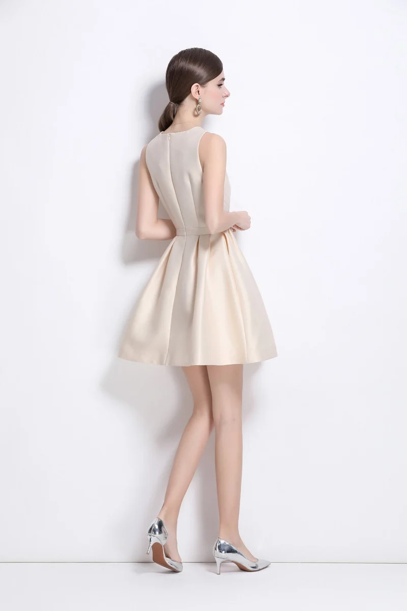 Sleeveless Bow Belt Ivory White Pleated Dress
