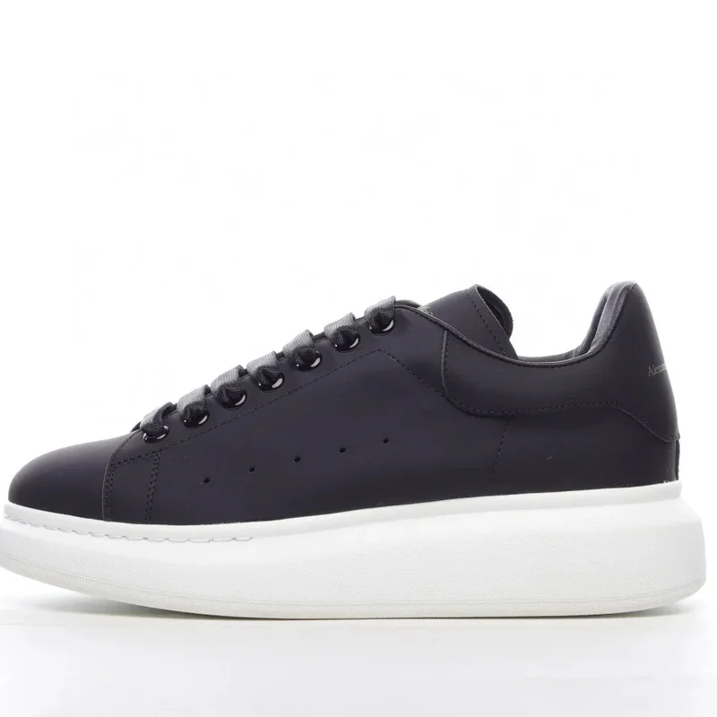 Multicolor Thick-Soled Leather Coated Elegant Gradient Shoes Men's And Women's Unisex Sneakers