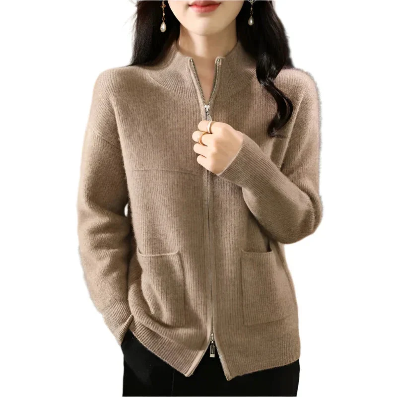 Women's Solid Color Loose Fit Sweater With Pockets