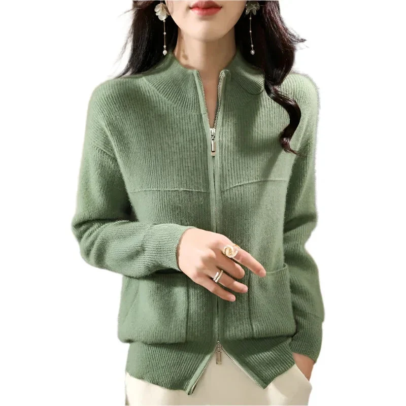 Women's Solid Color Loose Fit Sweater With Pockets