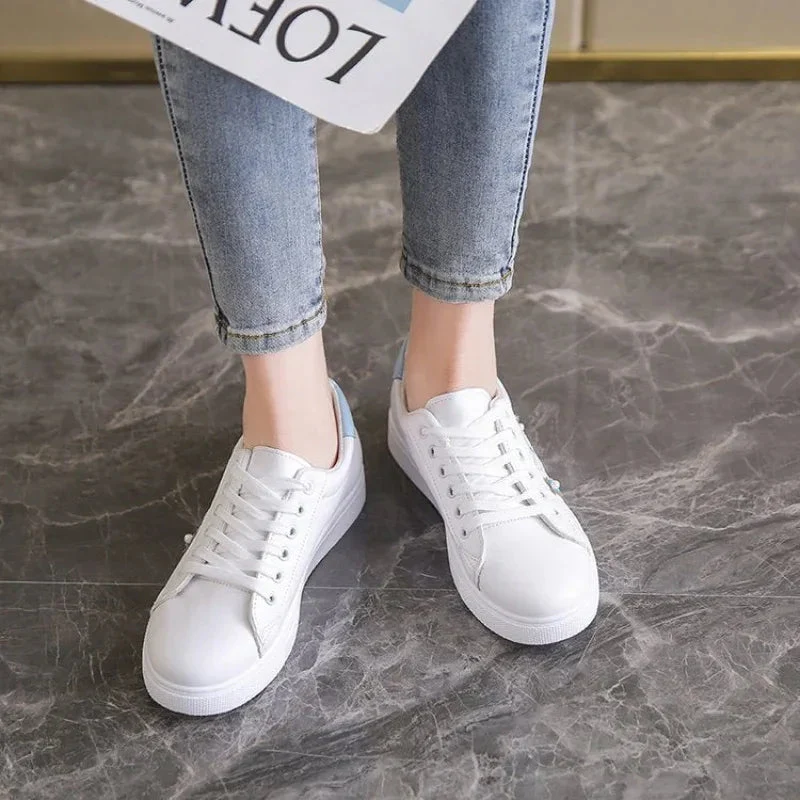 Women's Flat Low-Top Butterfly Sneakers