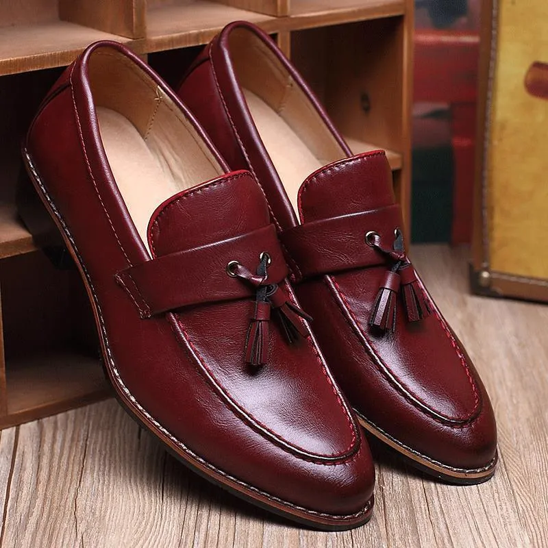 British Retro Slip-On Shoes Tassel Casual Loafers For Men