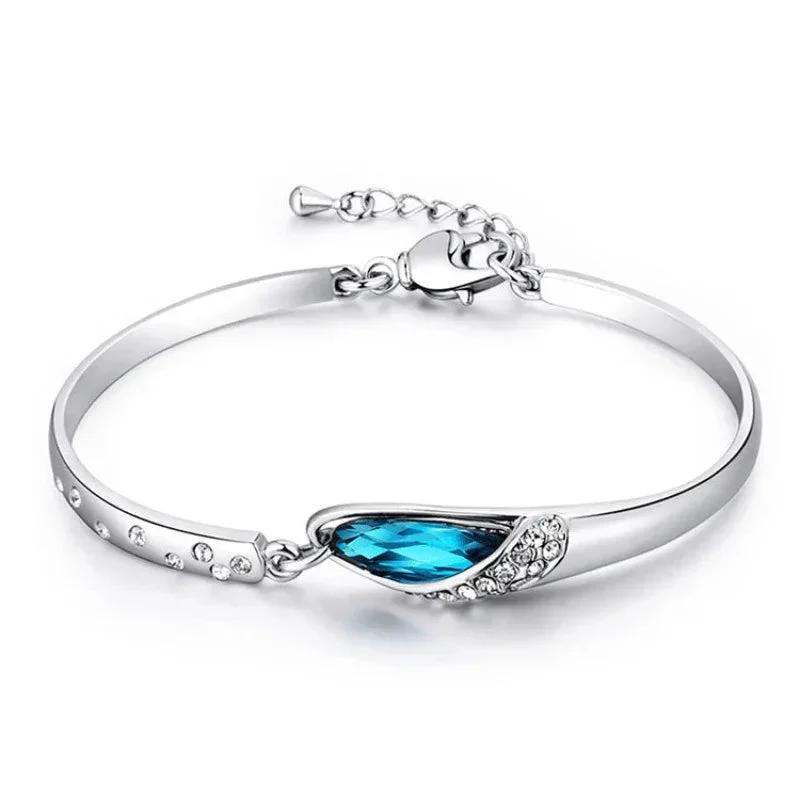 Fashionable Modern Women's Bracelet Jewelry