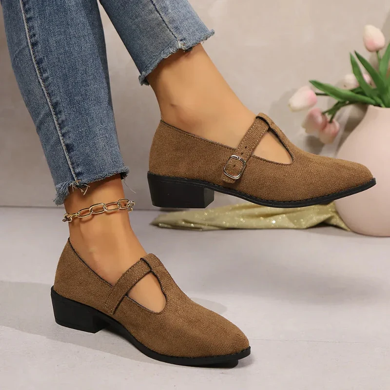British Style Pointed Toe Shallow Mouth Buckle Shoes For Women