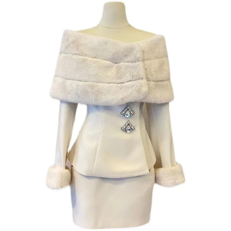 Fashionable Spring Off-Shoulder Short Fur Coat